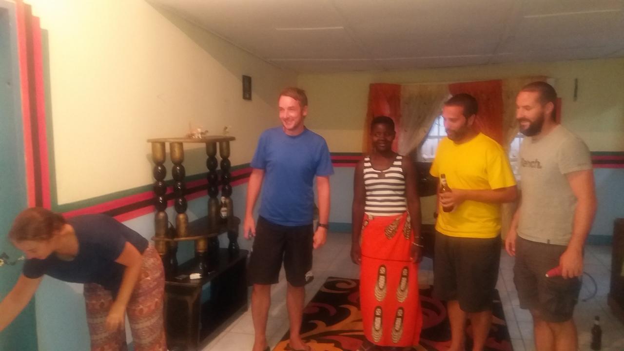 A Pousada Kumunzi Backpackers Lusaka Exterior foto