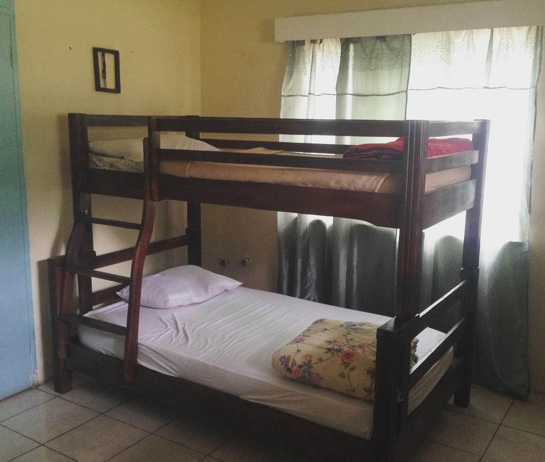 A Pousada Kumunzi Backpackers Lusaka Exterior foto