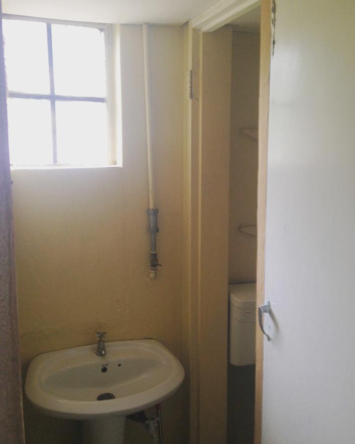 A Pousada Kumunzi Backpackers Lusaka Exterior foto