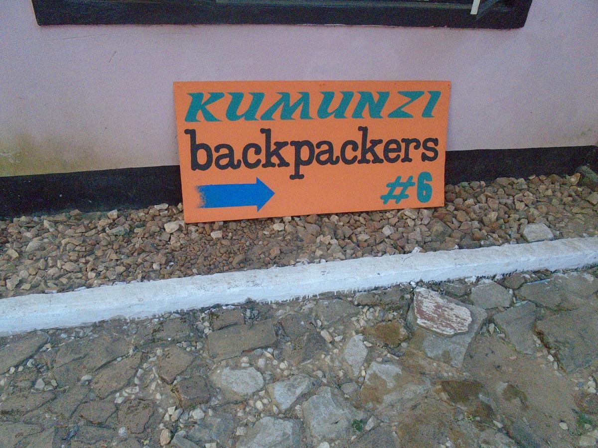 A Pousada Kumunzi Backpackers Lusaka Exterior foto